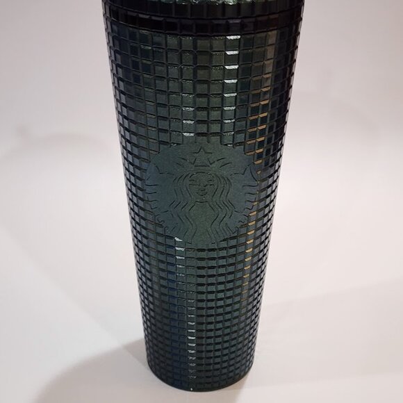 Starbucks Holiday 2021 Tumbler Venti Green Glitter Grid, Limited Edition | 24 Oz - Picture 13 of 14